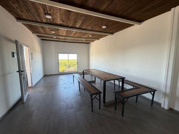 DEPARTAMENTO VENTA TIGRE MONOAMBIENTE CON COCHERA