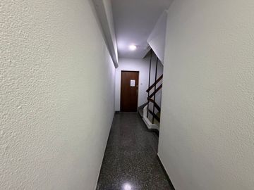 DEPARTAMENTO FLORES BALCON CON COCHERA 80 M2