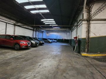 VENTA COCHERA MONSERRAT OPORTUNIDAD