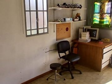VENTA CASA 4 AMBIENTES CON TERRAZA Y PATIO