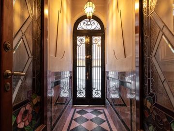 CASA ESTILO ARQUITECTÓNICO SEDE PROFESIONAL-COMERC