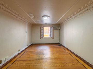 CASA ESTILO ARQUITECTÓNICO SEDE PROFESIONAL-COMERC