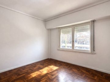 VENTA DEPTO 3 AMB FLORESTA APTO CREDITO ASCENSOR