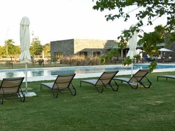 VENTA LOTE 854M2 A LA LAGUNA SAN SEBASTIAN AREA 8