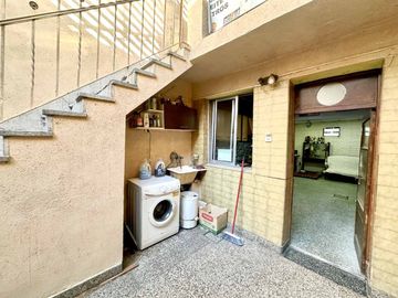 Venta Casa 5amb Cochera Terraza Flores
