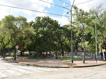 Venta Casa 5amb Cochera Terraza Flores