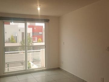 Casa en Imperio Real, Toluca