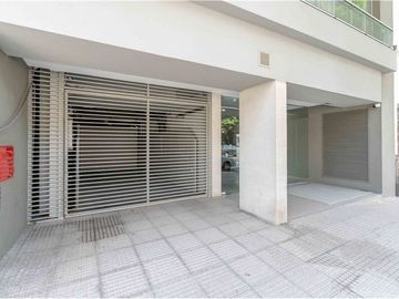Venta Departamento 2 amb, balcón, Pque Patricios
