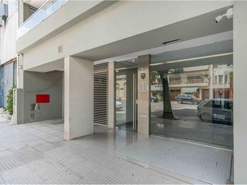 Venta Departamento 2 amb, balcón, Pque Patricios