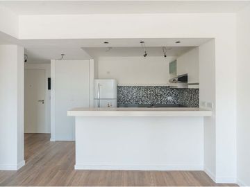 Venta Departamento 2 amb, balcón, Pque Patricios