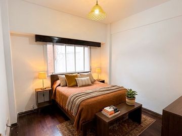 VENTA Depto. 2 amb. Frente c/ balcón. San Martín