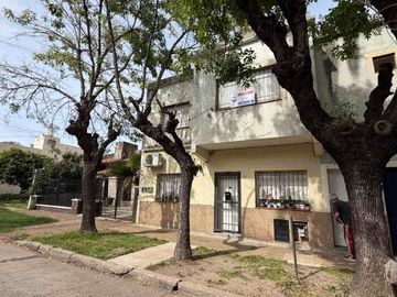 DEPARTAMENTO PH VENTA HAEDO 3 AMBIENTES