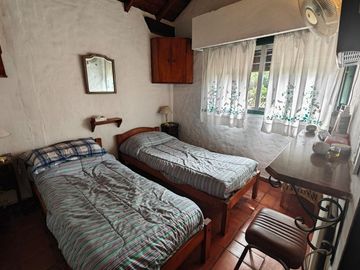 VENTA CASA EN BARRIO CERRAD C.U.B.E FRENTE AL LAGO