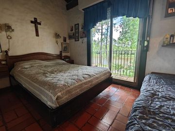 VENTA CASA EN BARRIO CERRAD C.U.B.E FRENTE AL LAGO