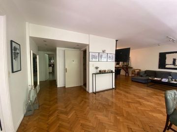 DEPARTAMENTO 4 AMB VENTA RECOLETA COCHERA BAULERA