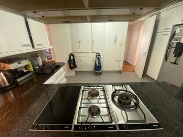 DEPARTAMENTO 4 AMB VENTA RECOLETA COCHERA BAULERA