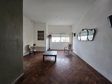 DEPARTAMENTO 4 AMBIENTES EN VENTA EN AVELLANEDA