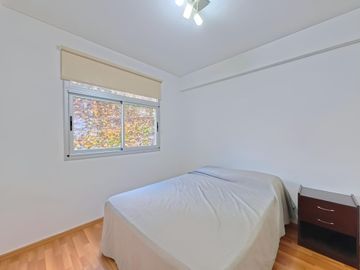 Depto de 2 ambientes con cochera y 2 baños