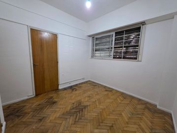 VENTA DEPTO 2 AMB PATIO CABALLITO INVERSION