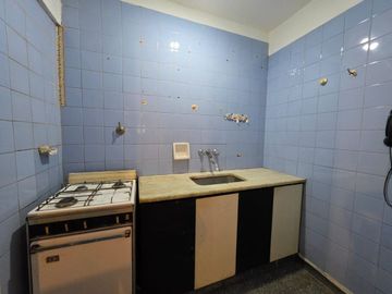 VENTA DEPTO 2 AMB PATIO CABALLITO INVERSION