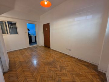 VENTA DEPTO 2 AMB PATIO CABALLITO INVERSION