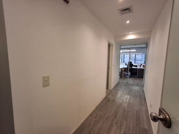Alquila oficina opc amob microcentro 352mt cochera