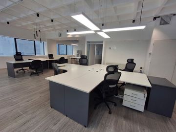 Alquila oficina opc amob microcentro 352mt cochera
