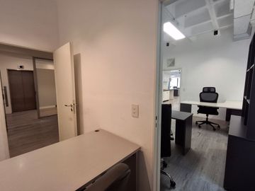Alquila oficina opc amob microcentro 352mt cochera
