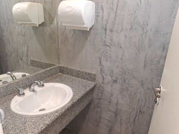 Alquila oficina opc amob microcentro 352mt cochera