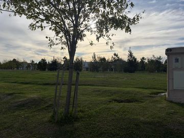 Gran Lote  en Barrio cerrado Pride Canning
