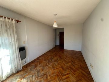 DEPARTAMENTO 3 AMBIENTES EN VENTA EN TIGRE CENTRO