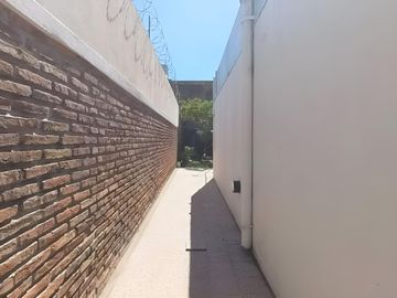 Casa APTO CREDITO  3Amb.coch y jardin V Ballester