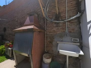 Casa APTO CREDITO  3Amb.coch y jardin V Ballester