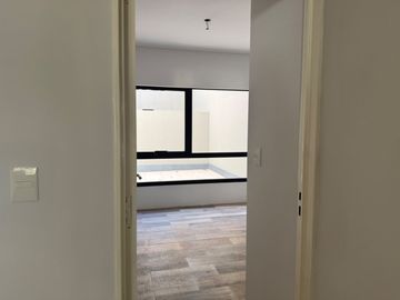 DEPARTAMENTO 3 AMBIENTES CON  PATIO Y BALCON