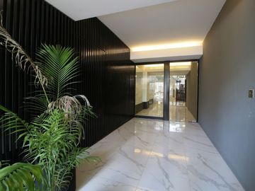 DEPARTAMENTO 3 AMBIENTES CON  PATIO Y BALCON