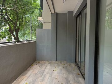 DEPARTAMENTO 3 AMBIENTES CON  PATIO Y BALCON