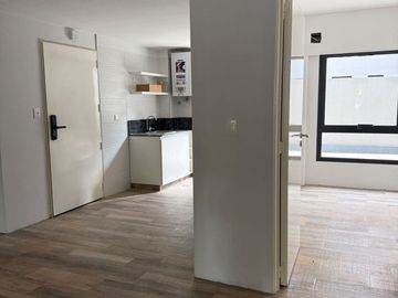 DEPARTAMENTO 3 AMBIENTES CON  PATIO Y BALCON