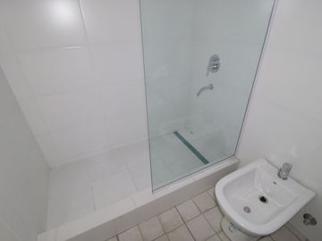 DEPARTAMENTO 3 AMBIENTES CON  PATIO Y BALCON