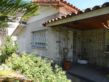 VENTA CASA 4 AMBIENTES EN EL PALOMAR-APTO CRÉDITO