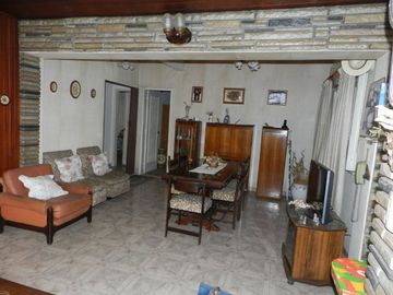 VENTA CASA 4 AMBIENTES EN EL PALOMAR-APTO CRÉDITO