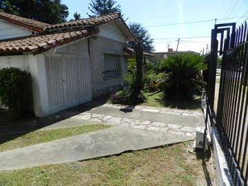 VENTA CASA 4 AMBIENTES EN EL PALOMAR-APTO CRÉDITO