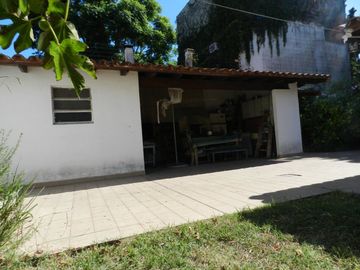 VENTA CASA 4 AMBIENTES EN EL PALOMAR-APTO CRÉDITO