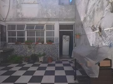 VENTA CASA 4 AMB EN DEVOTO A REFACCIONAR!!!!
