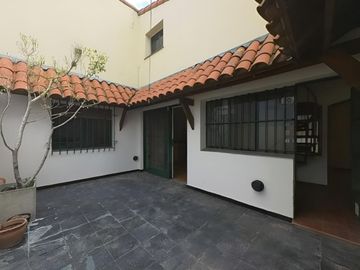 PH 6 AMB EN VENTA EN MARTINEZ CON PATIO (PERMUTA)