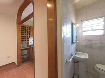 PH 6 AMB EN VENTA EN MARTINEZ CON PATIO (PERMUTA)