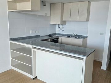 MONOAMBIENTE COGHLAN 52 M2 SUBDIVIBLE COCHERA