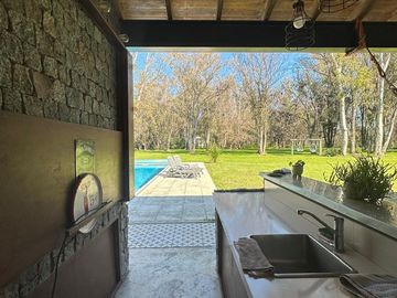 CASA CHACRA 4 AMB VENTA BARRIO EL ADUAR ZARATE