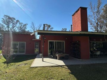 CASA CHACRA 4 AMB VENTA BARRIO EL ADUAR ZARATE