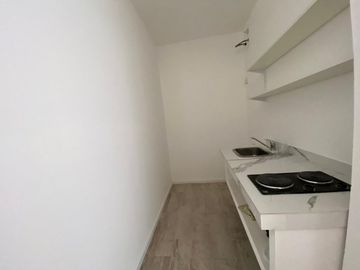 OFICINA 4 DESPACHOS VENTA DELTA CENTER