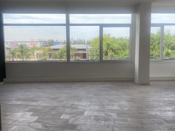 OFICINA 4 DESPACHOS VENTA DELTA CENTER